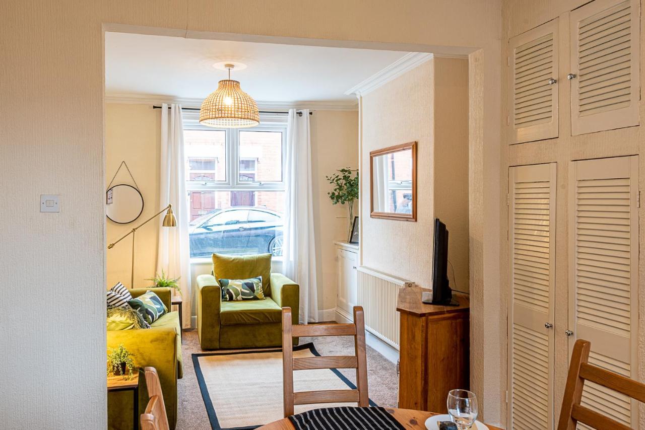2 Bed, Up To 6 Guests Near Chester City Centre Luaran gambar