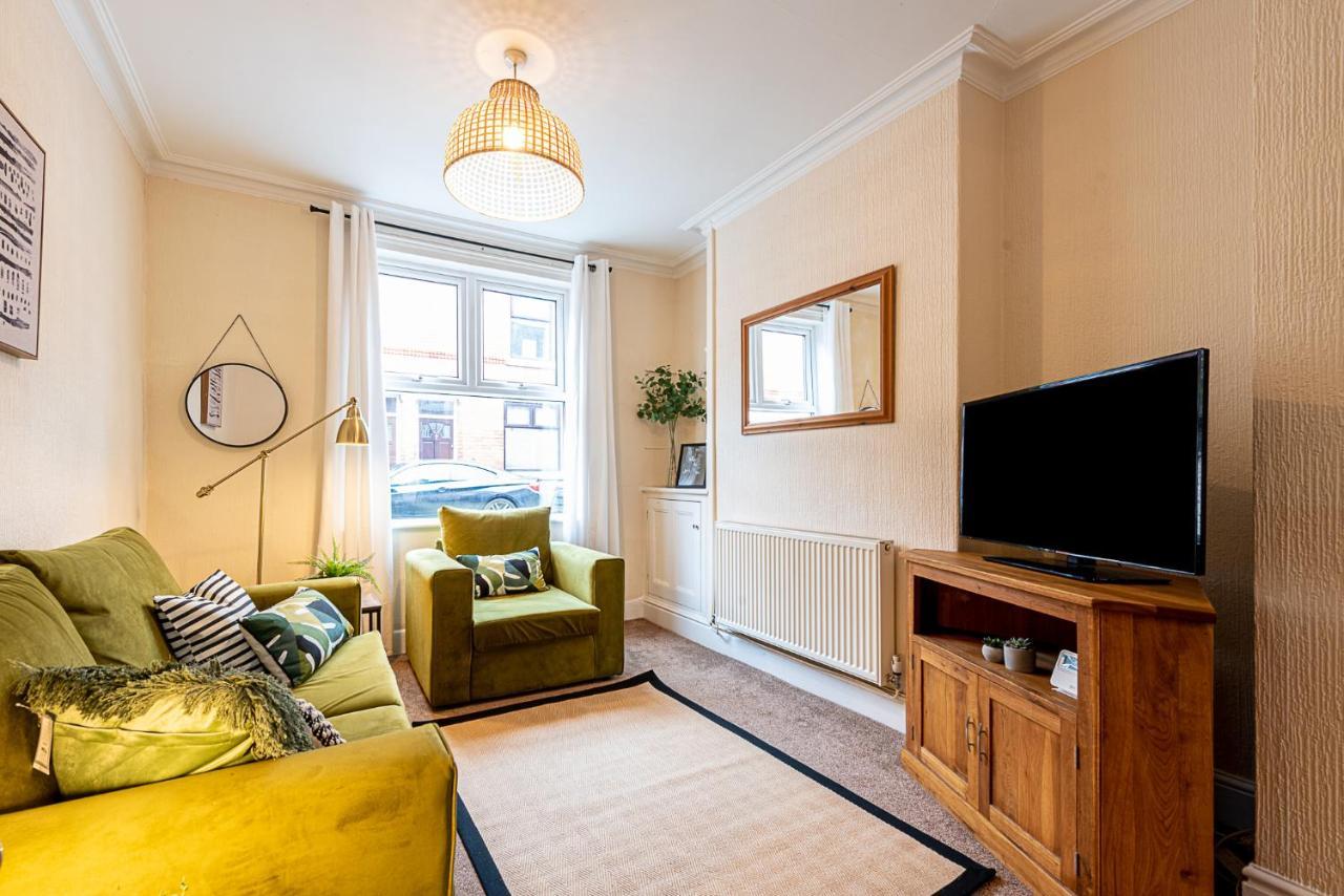 2 Bed, Up To 6 Guests Near Chester City Centre Luaran gambar